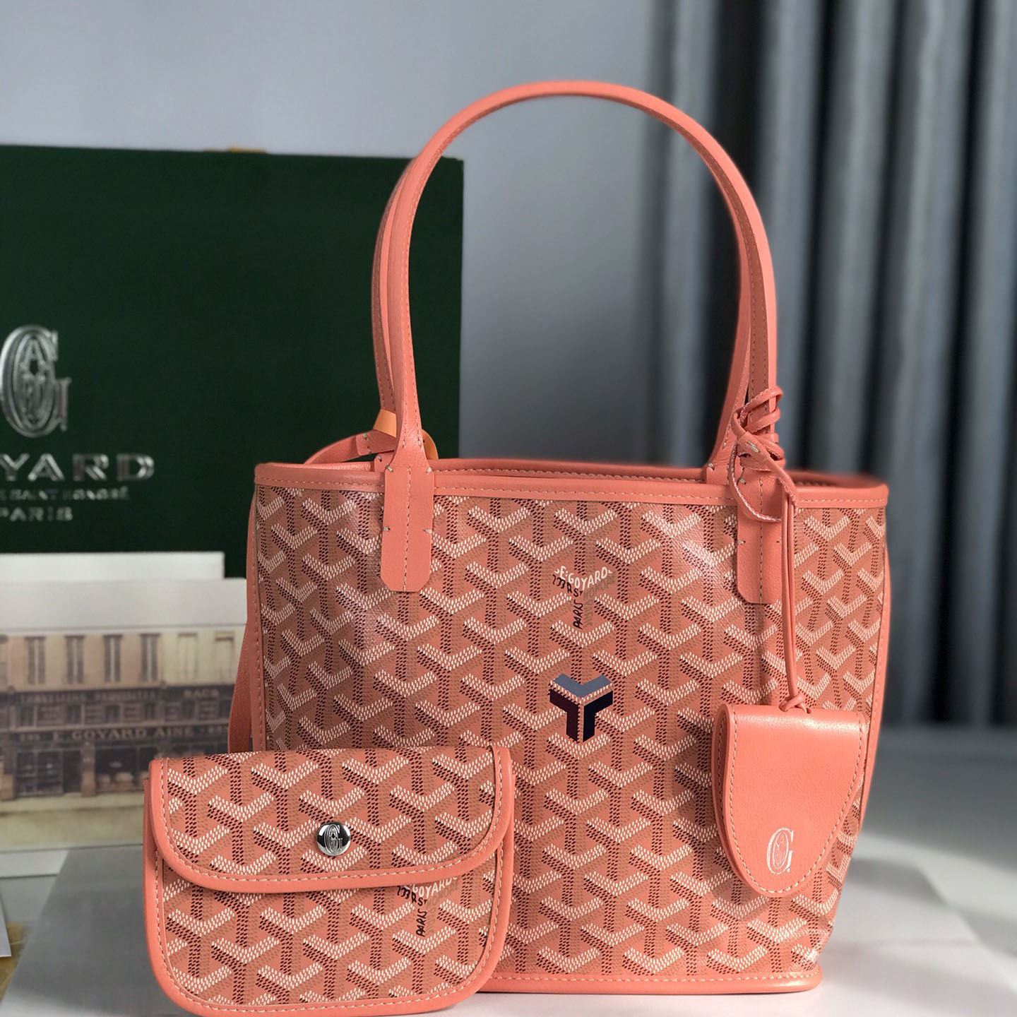 Go*ard shopping bags